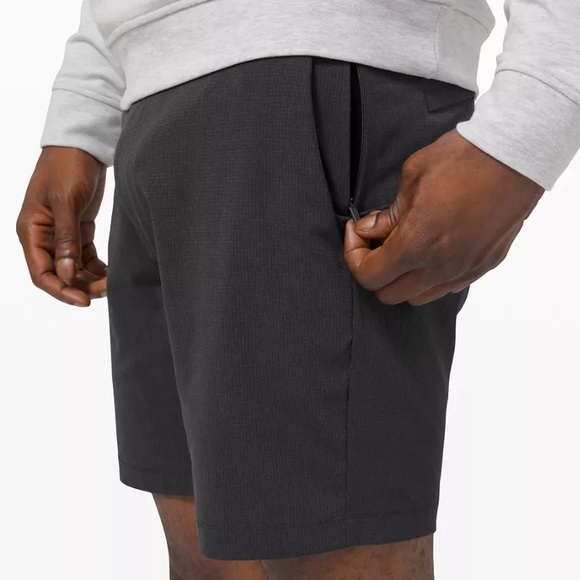 Lululemon Commission Classic-Fit Short 7" *Ventlight - Picture 10 of 10